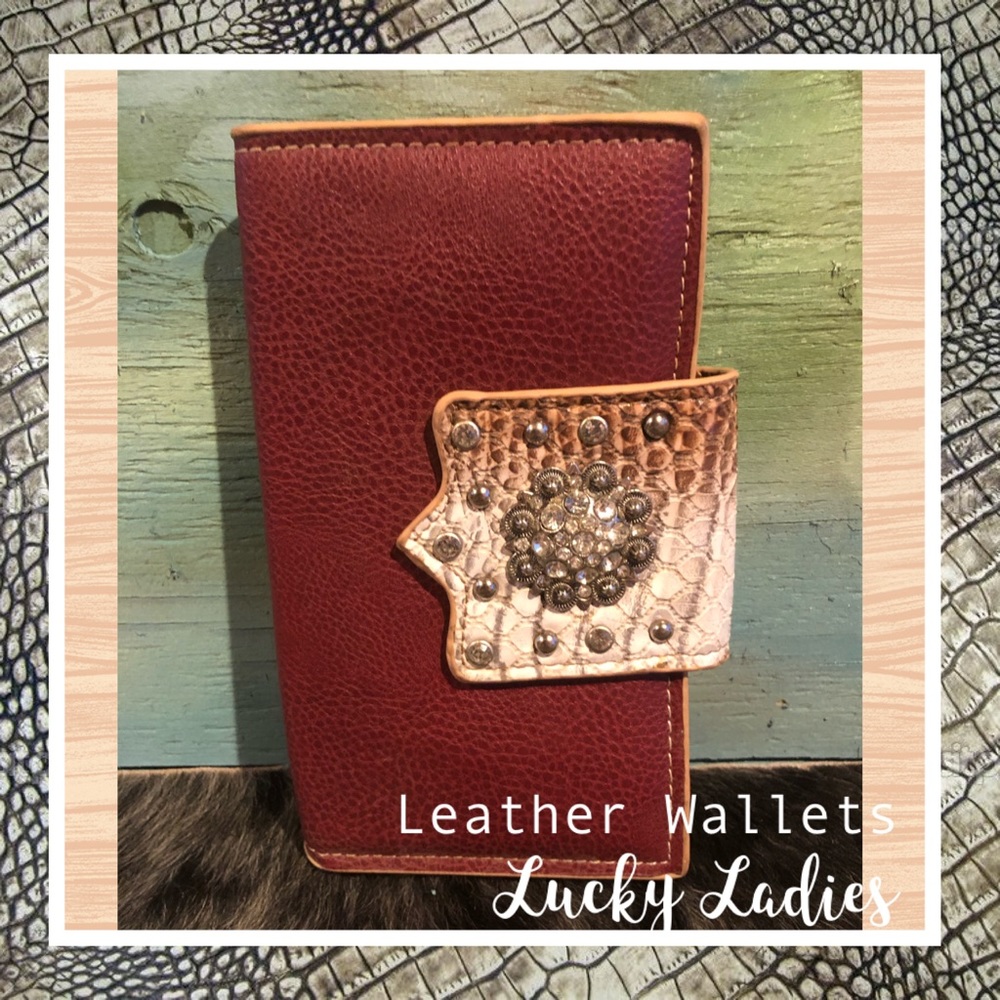 🍁 Wallet Leather Clutch Purse Rhinestone Concho
